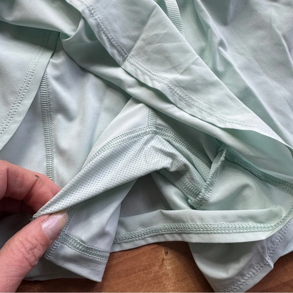 Athletic short bundle size 8/10 black in mint green Zella & all in motion